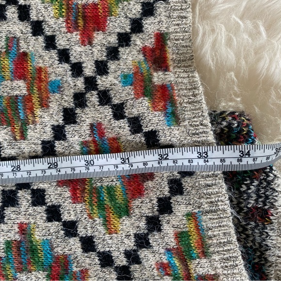 Dreamers Aztec Cardigan Sweater 😍 - Picture 3 of 9